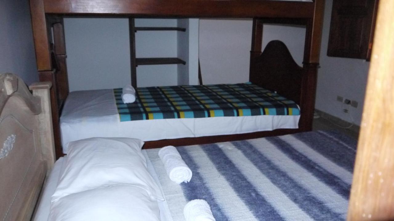 Hostal Naty Luna Jardin Ngoại thất bức ảnh