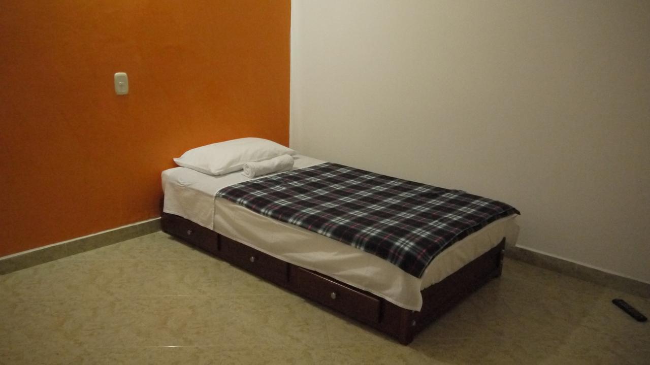 Hostal Naty Luna Jardin Ngoại thất bức ảnh