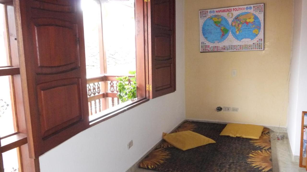 Hostal Naty Luna Jardin Ngoại thất bức ảnh